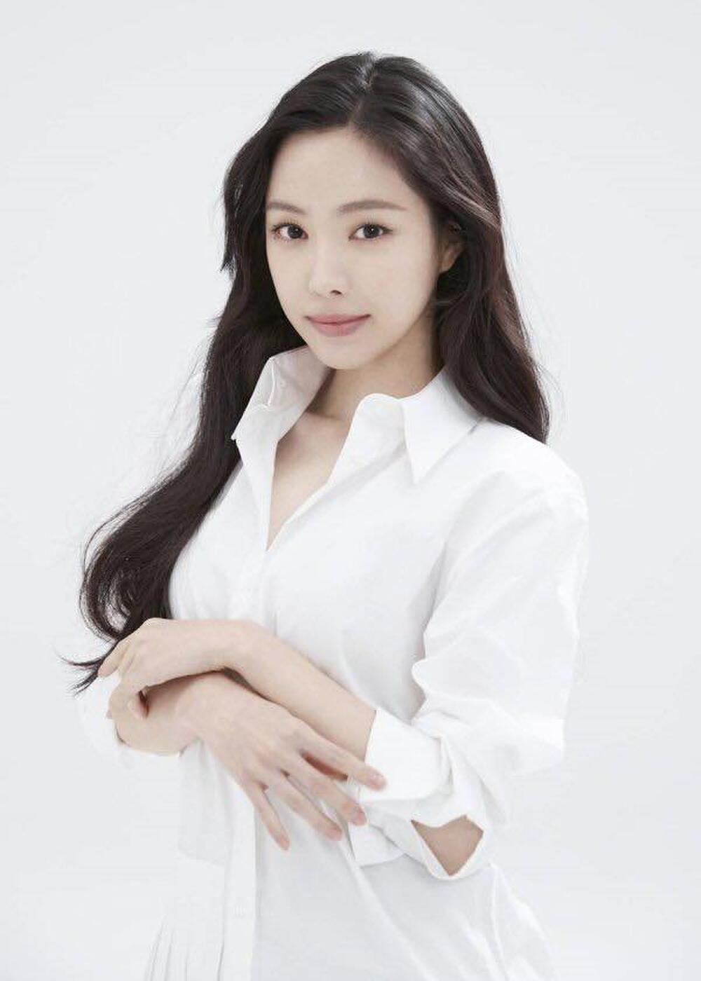 son na eun phẫu thuật thẩm mỹ ảnh 6 son na eun phau thuat tham my anh 6