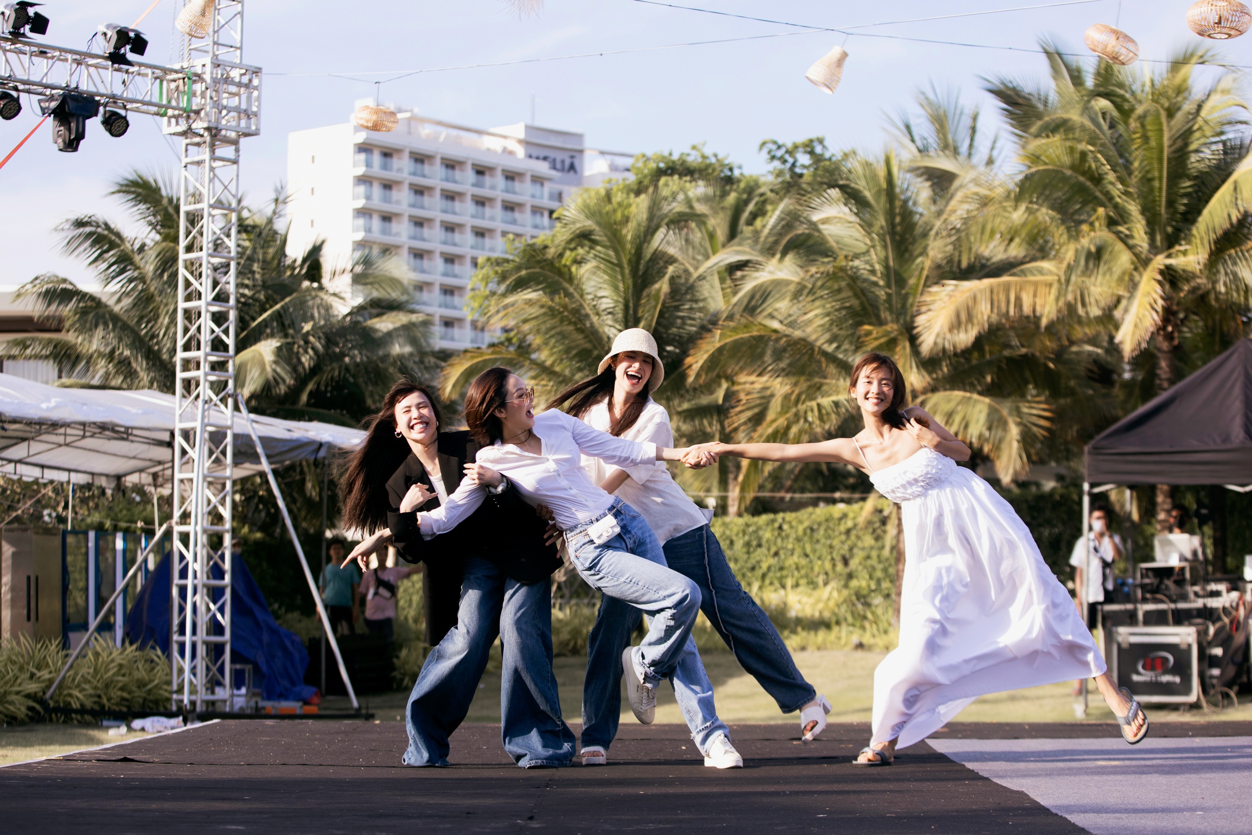 le cuoi minh hang anh 6