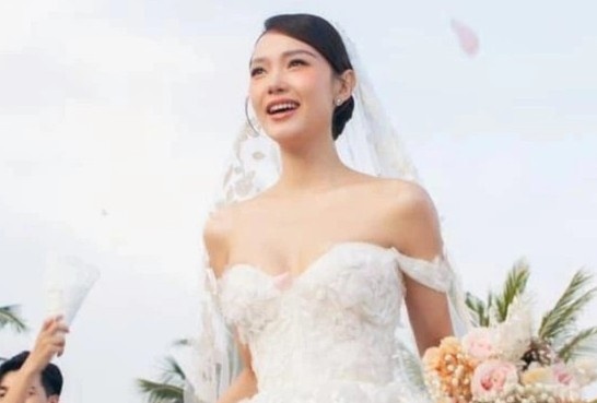 Khoanh khac dang nho trong hon le cua Minh Hang hinh anh