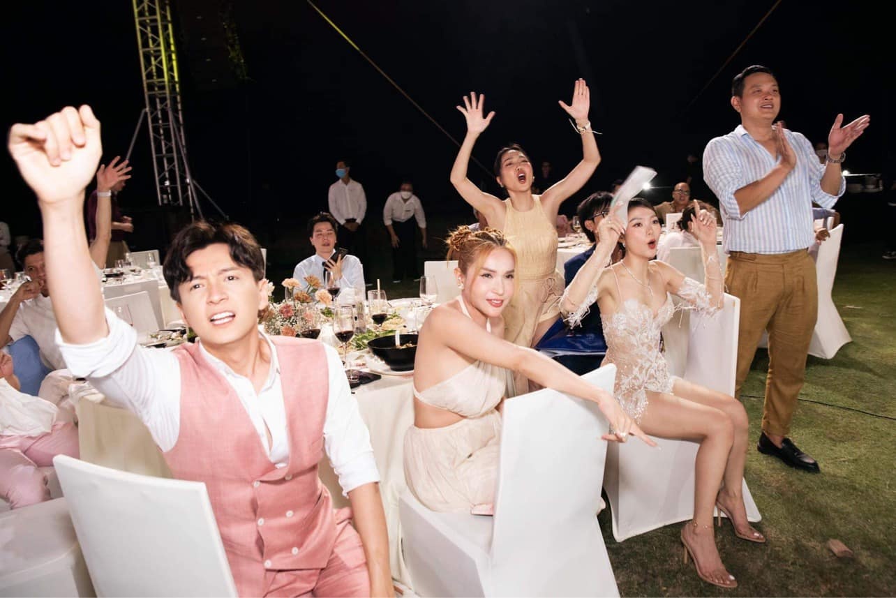 tiec cuoi minh hang anh 9