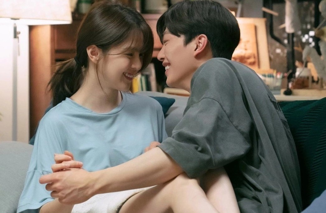 Thuc hu Song Kang va Han So Hee yeu nhau hinh anh