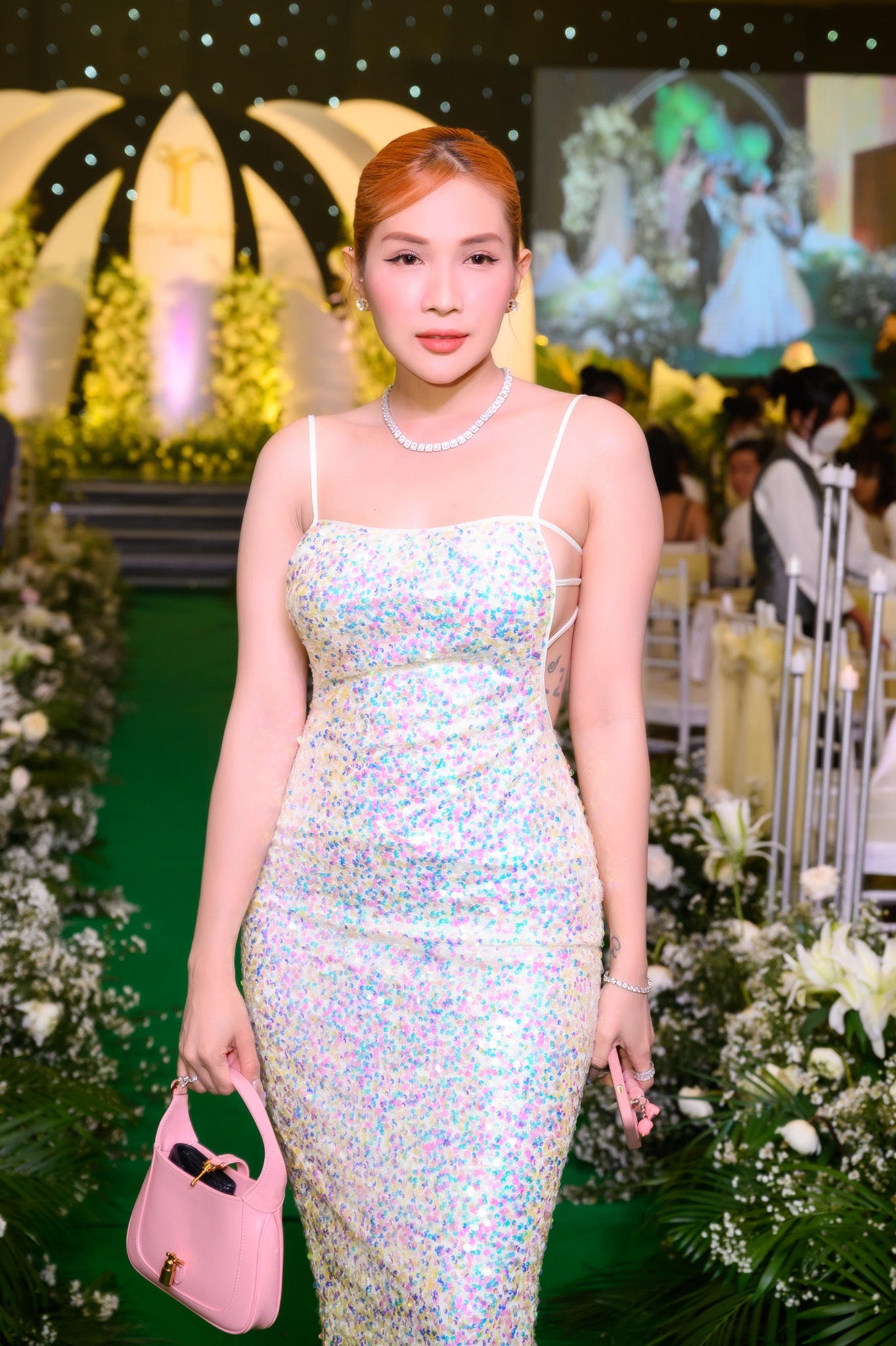 le cuoi Ho Bich Tram anh 9