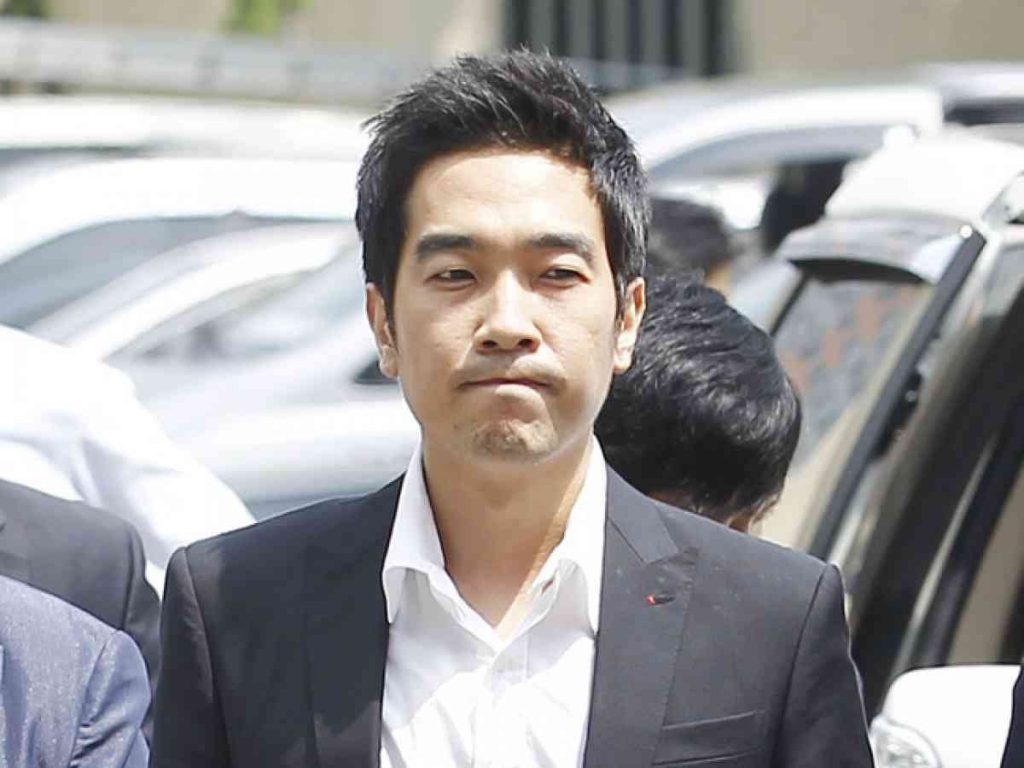 nghe si bi cam anh 4