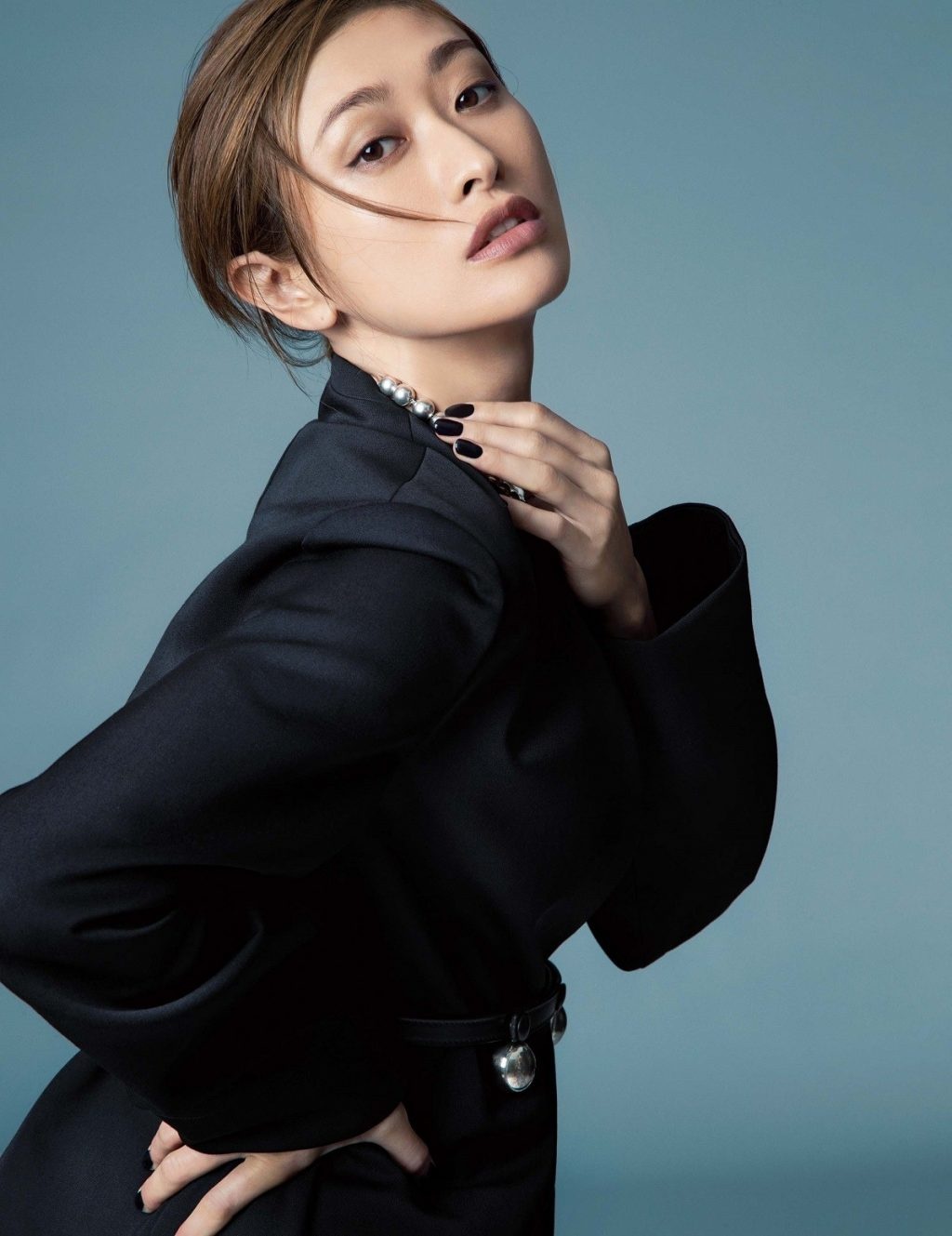 Shun Oguri lo anh thac loan anh 10