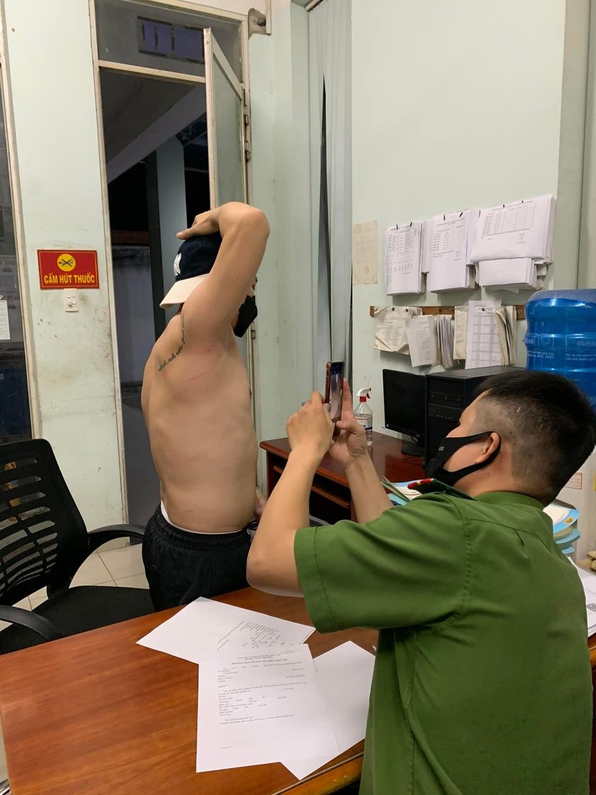 Tung Min hanh hung quan ly anh 3