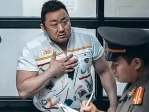 Phim 'The Roundup' cua Ma Dong Seok bi chi trich hinh anh