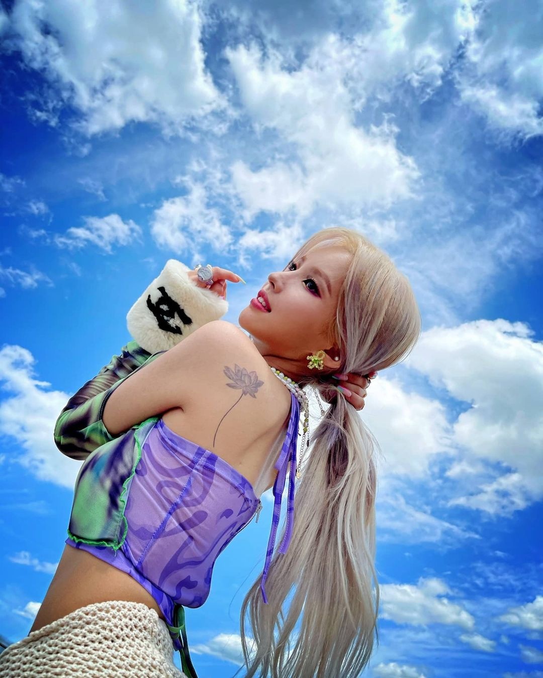 Soyeon gay tranh cai anh 13