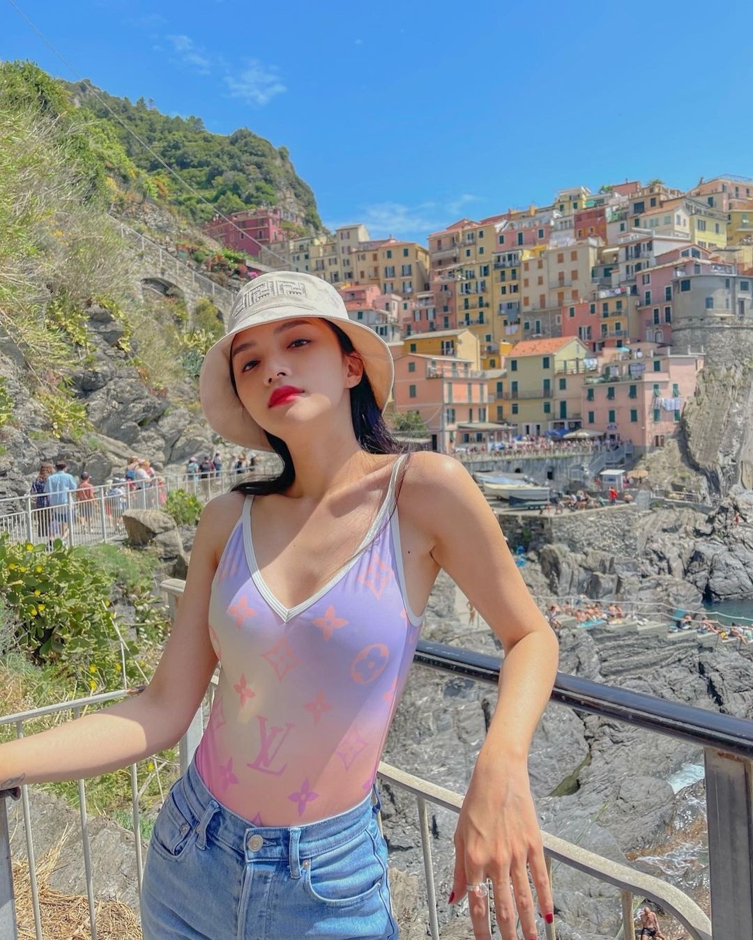 nghệ sĩ việt thuộc LGBT ảnh 11 nghe si viet thuoc LGBT anh 11