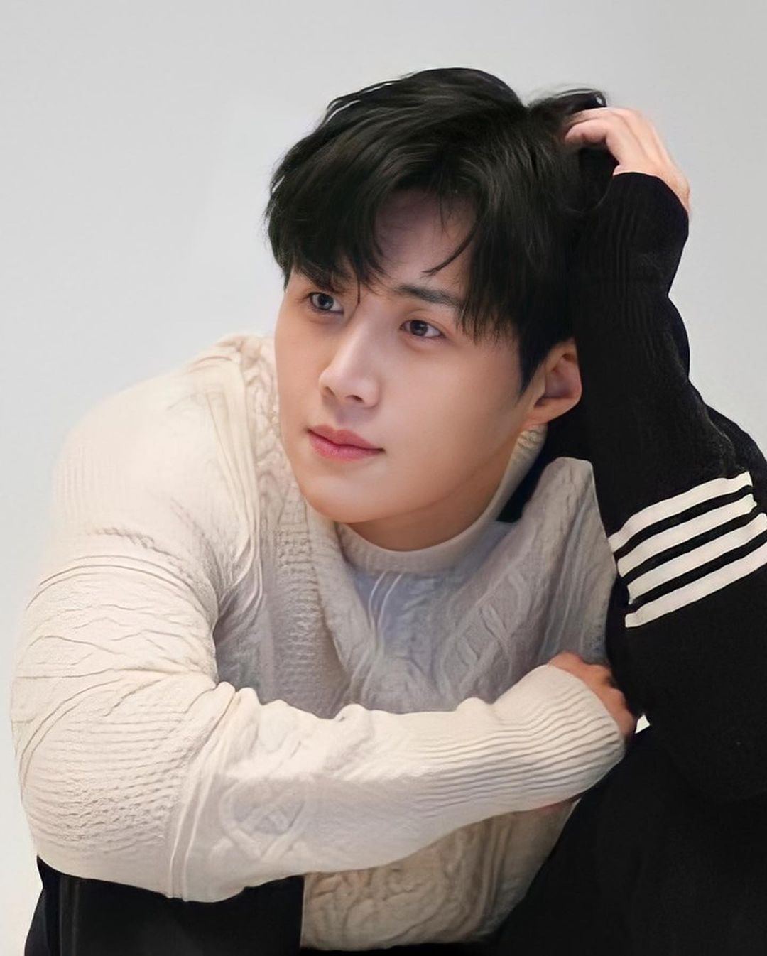 Kim seon Ho nhap vien anh 1