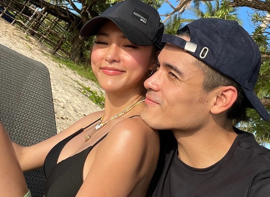 Tinh yeu 10 nam cua ngoi sao Philippines hinh anh