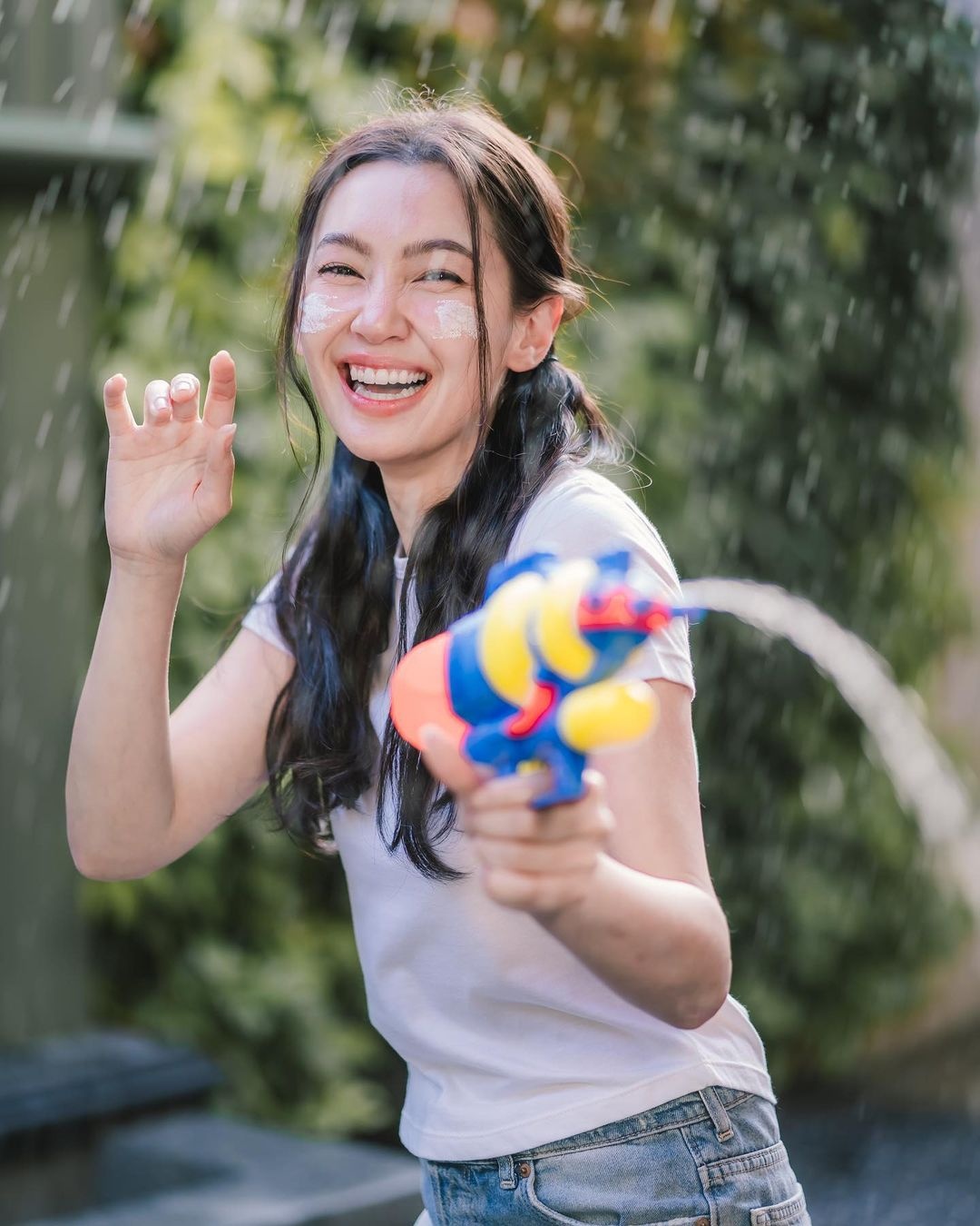 Bella
Ranee ảnh 15 Bella
Ranee anh 15