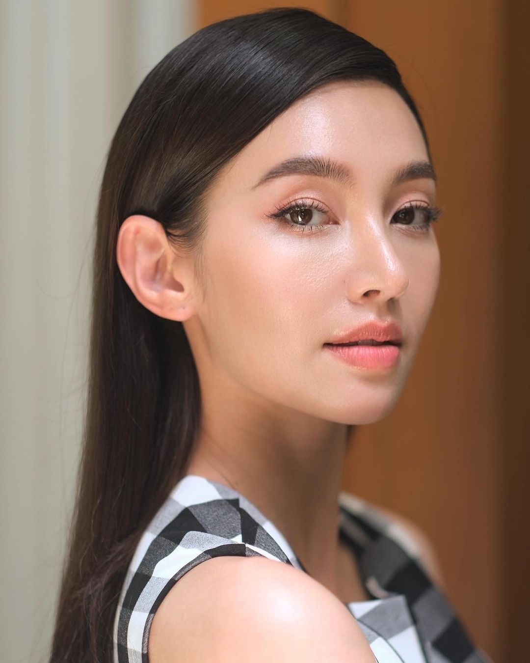 Bella
Ranee ảnh 1 Bella
Ranee anh 1