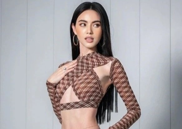 Vong eo 55 cm cua Mai Davika hinh anh