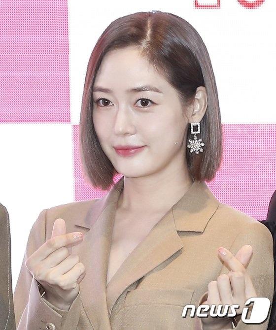 Sung Yuri ảnh 3 Sung Yuri anh 3