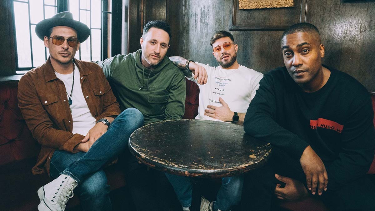 Blue den viet nam anh 1