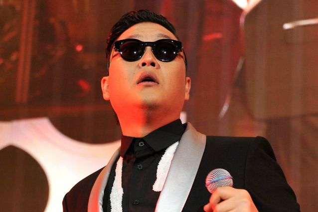 PSY khong gia di o tuoi 45 hinh anh