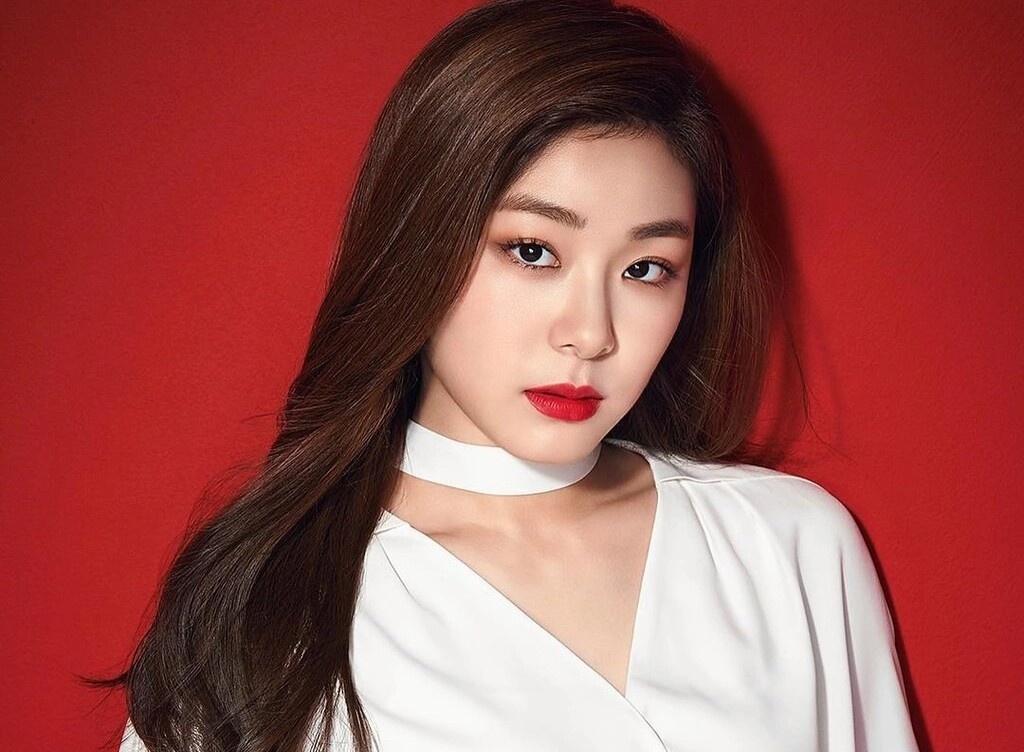 Nu hoang truot bang Kim Yuna ket hon voi ca si kem 5 tuoi hinh anh