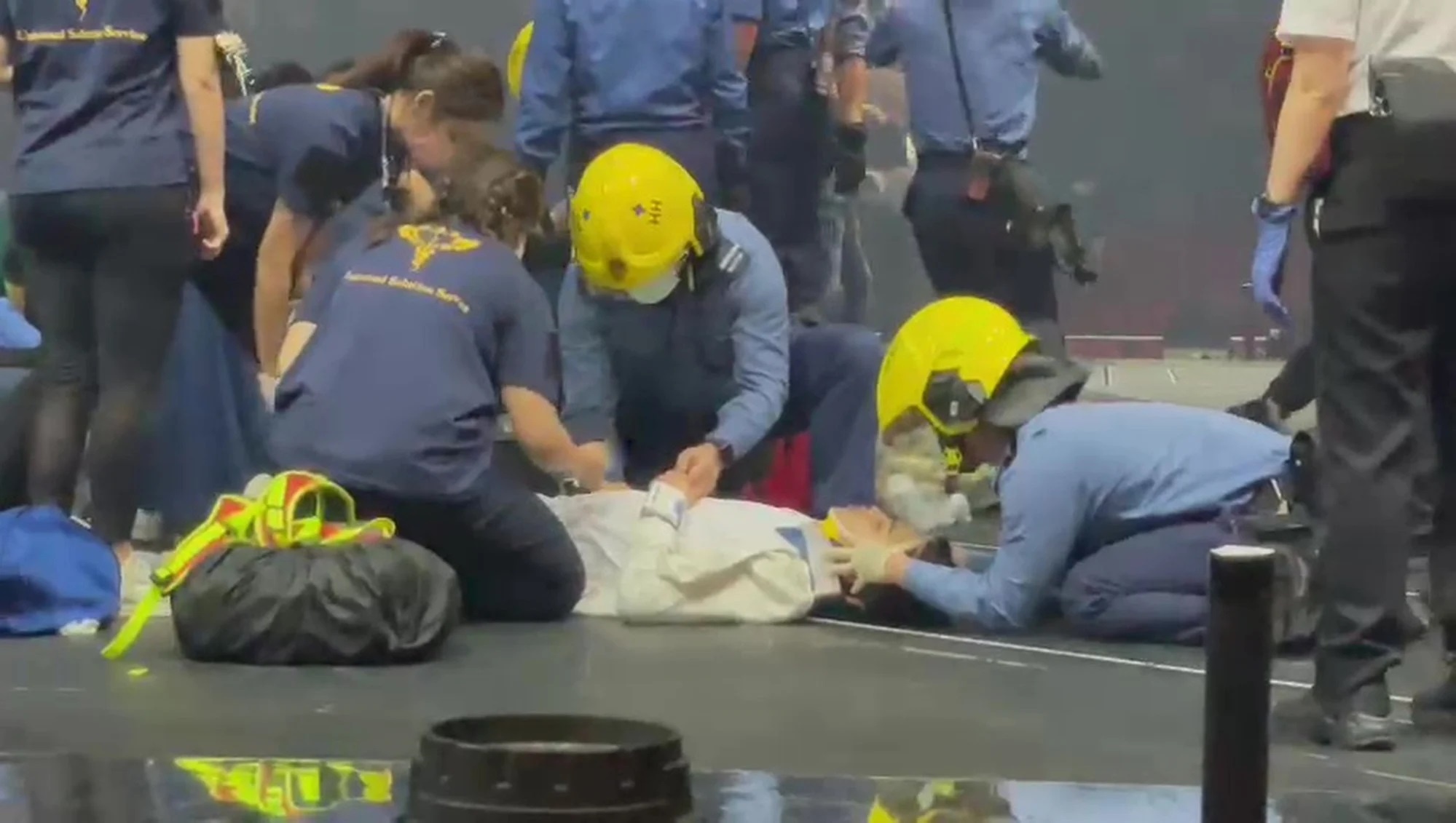 su co o dem nhac cua Mirror anh 2