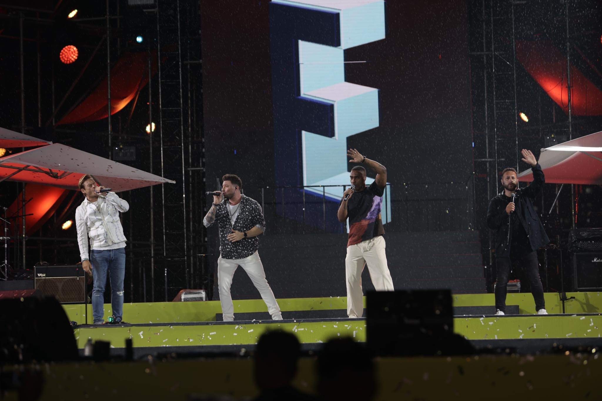 Blue dien o Viet Nam anh 1