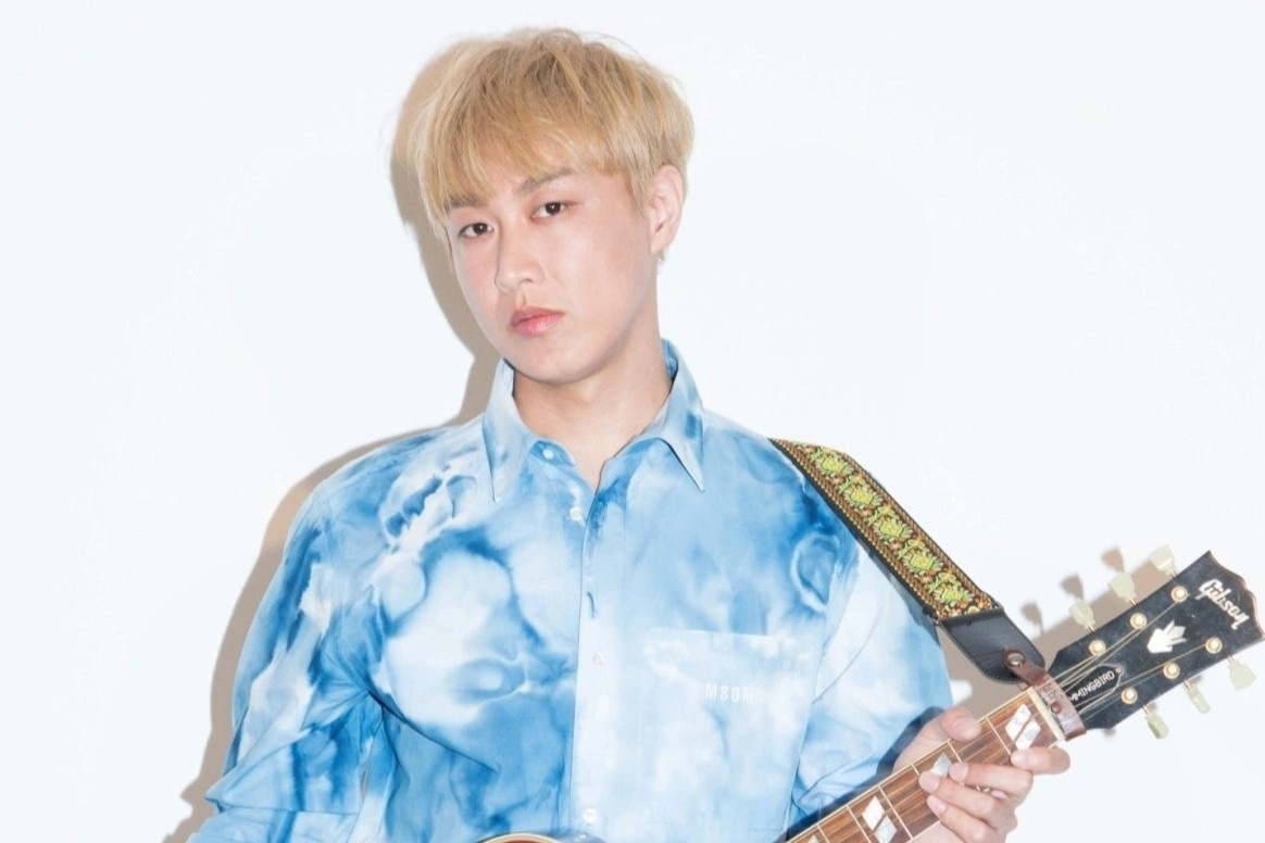 Nam dien vien Nhat Ban bi chi trich vi hen ho 7 co gai hinh anh