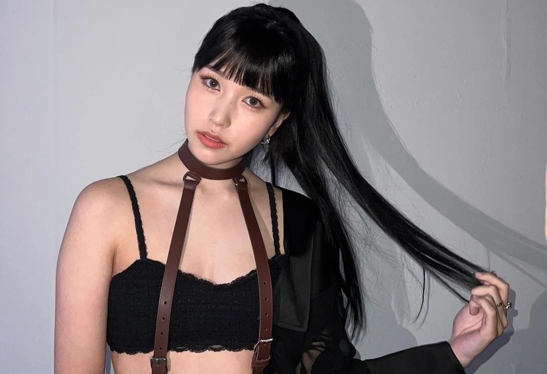 Loat trang phuc qua sexy cua TWICE hinh anh