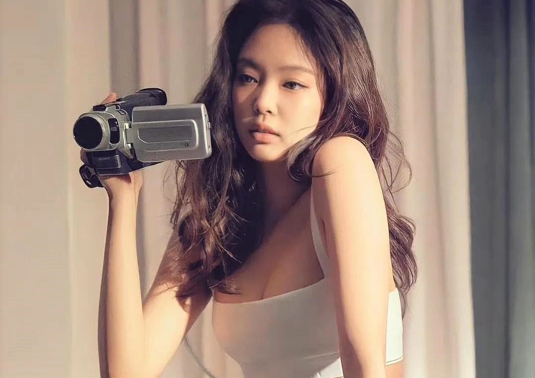 Ly do tin tac tan cong doi tu Jennie hinh anh