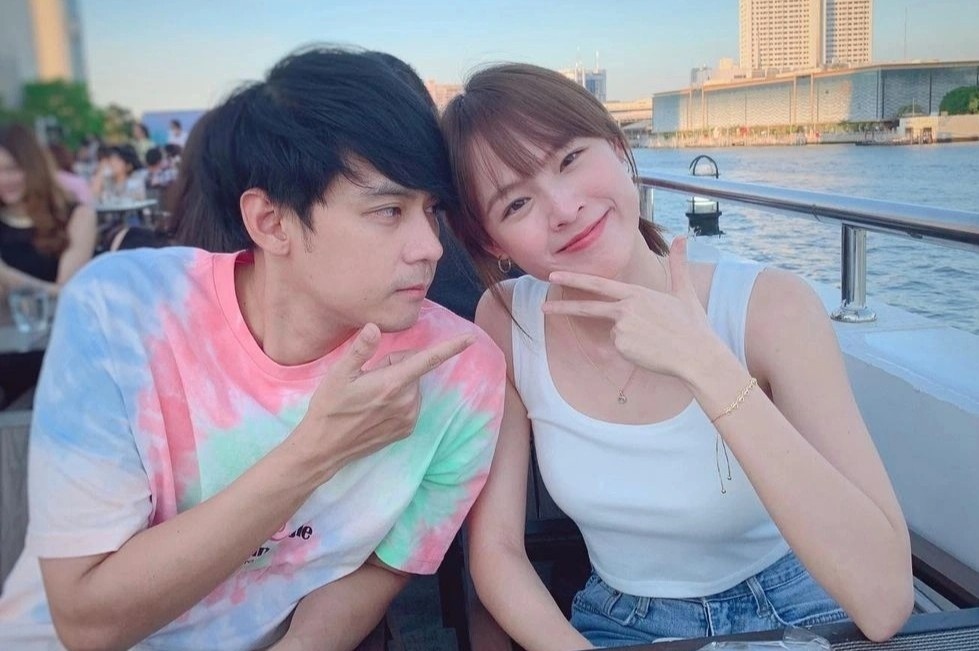 Nu dien vien 'Tuoi noi loan' duoc cau hon hinh anh