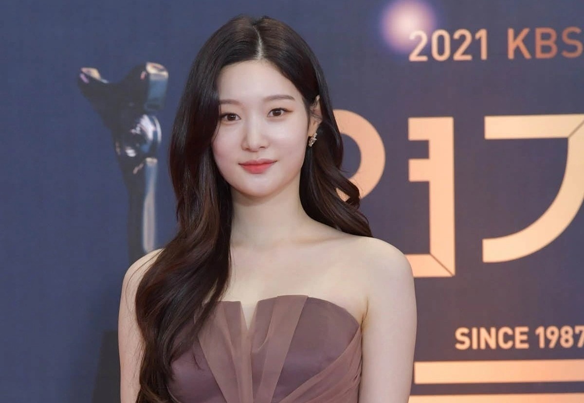 Suc khoe Jung Chae Yeon sau vu tai nan gay chan thuong so nao hinh anh