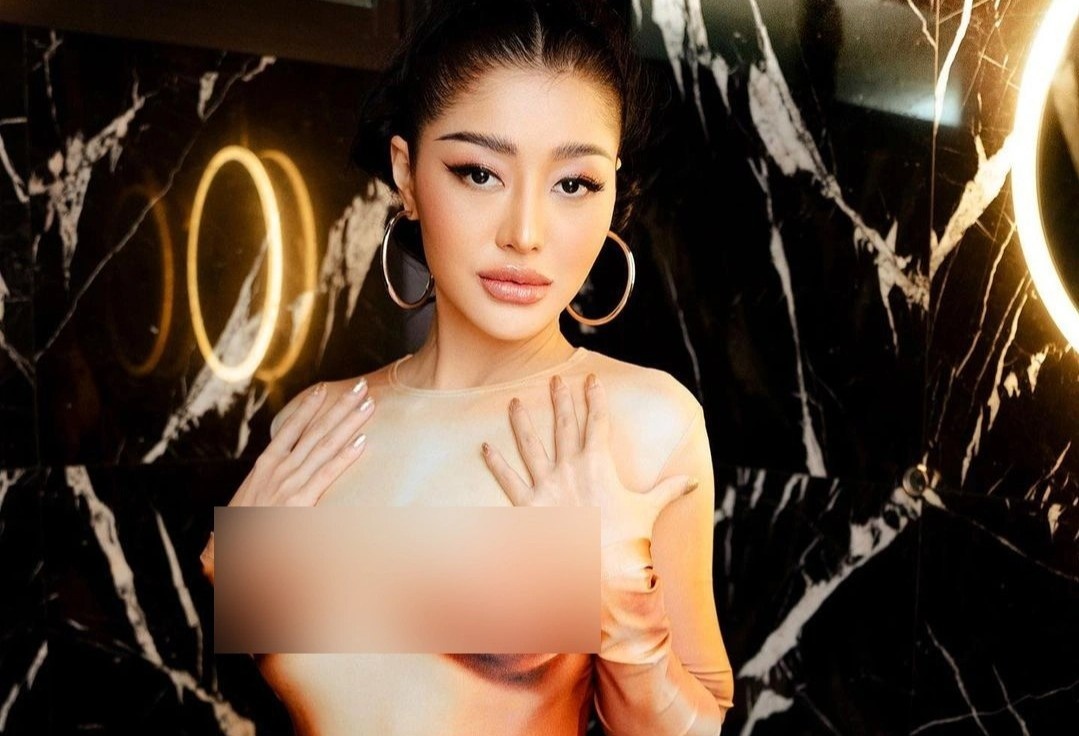 Hang loat ngoi sao Thai Lan bi chi trich vi mac trang phuc nhay cam hinh anh