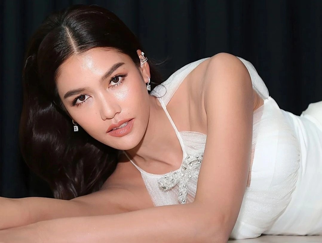 Hoa hau bi thu nha anh 1