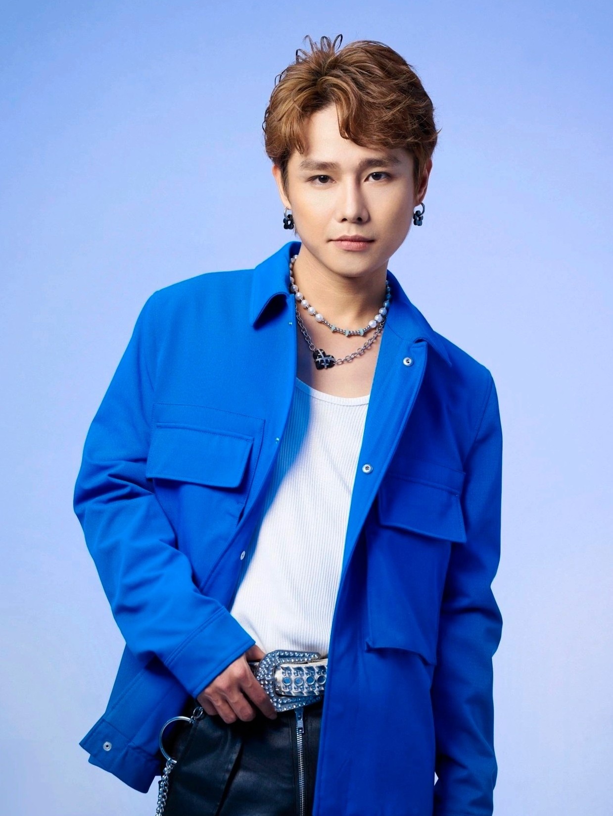 Ben tren tang lau anh 2