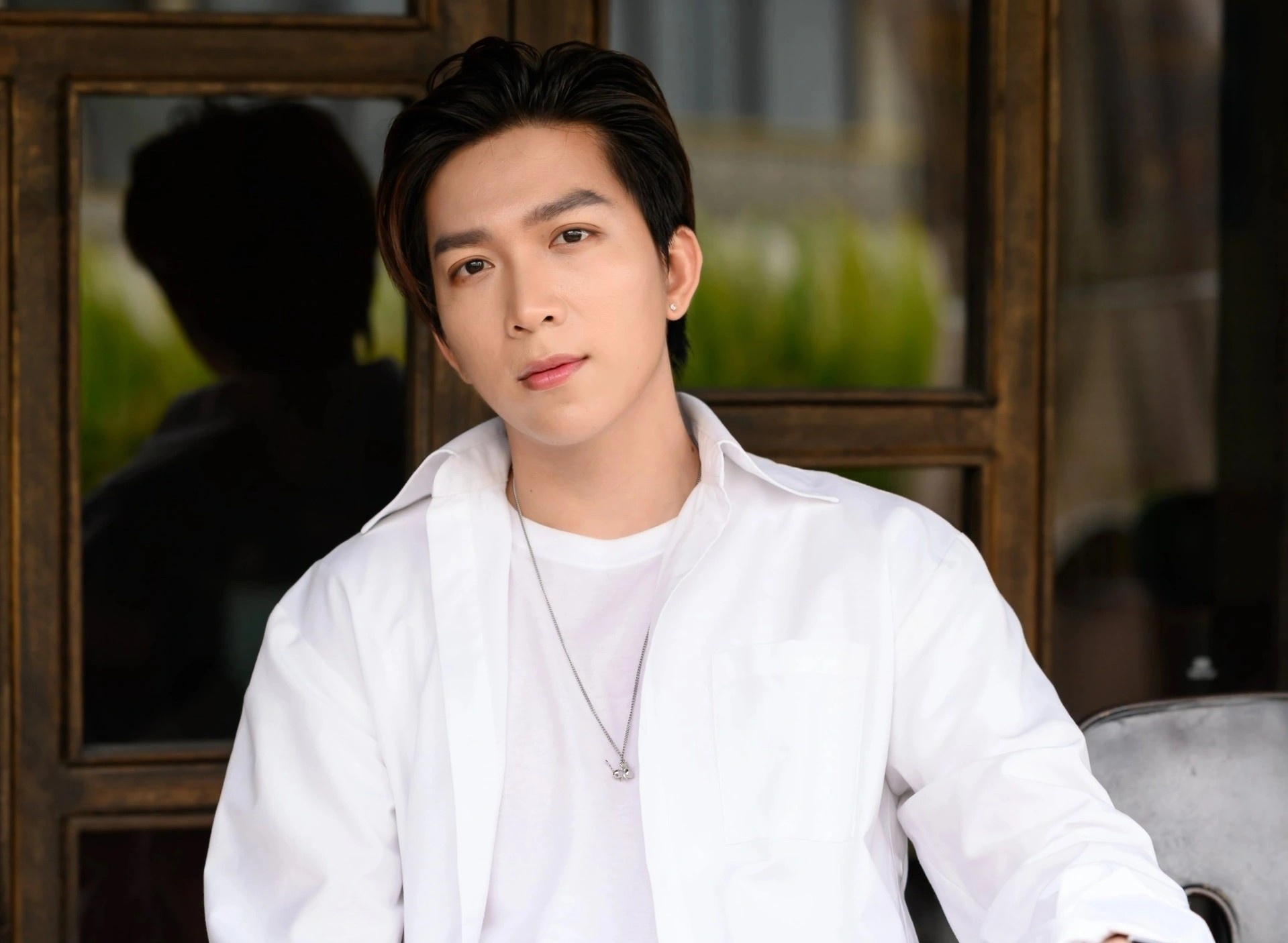 Ca khuc cua Tang Phuc vuong nghi an dao nhac hinh anh