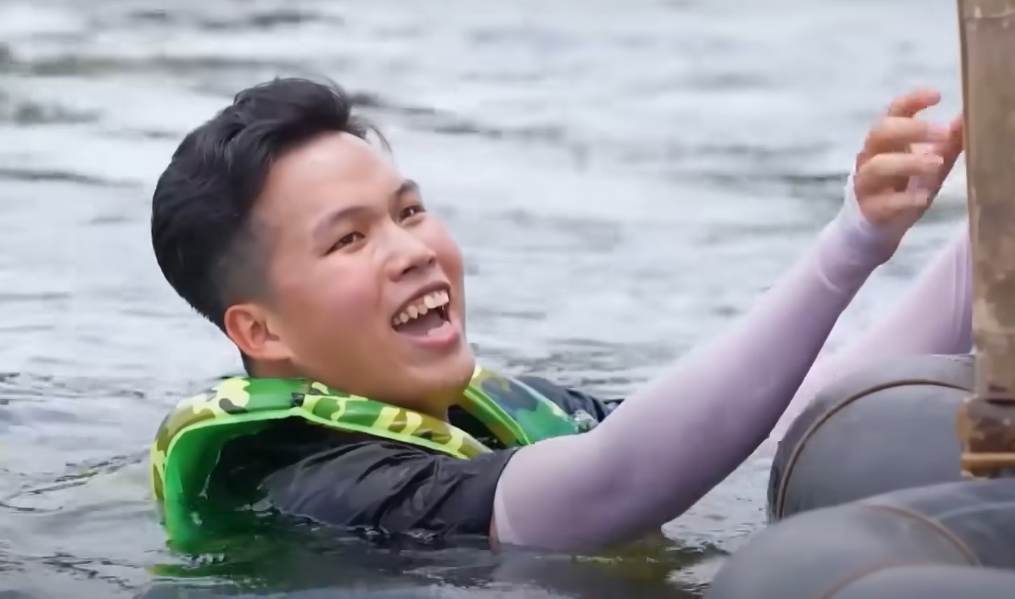 Cuoc dau tren dao sinh ton cua 24 streamer va guong mat mang hinh anh