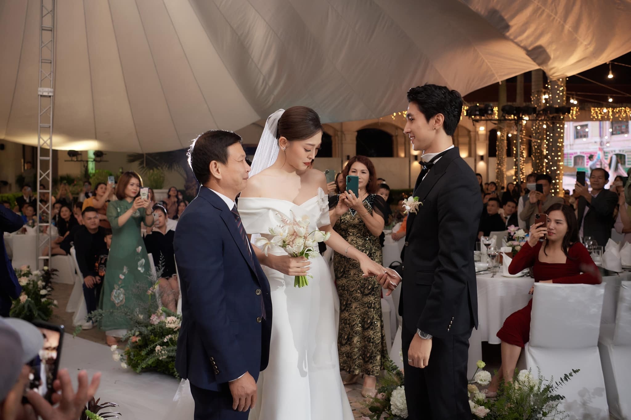 Phương Nga cưới ảnh 10 Phuong Nga cuoi anh 10