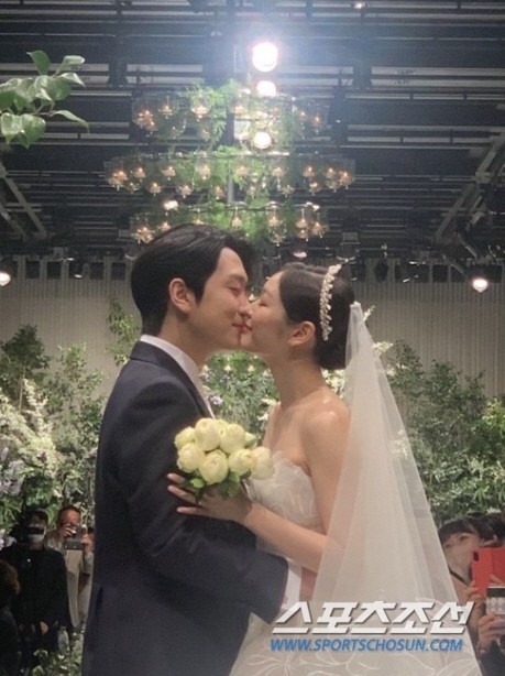 le cuoi Kim Yuna anh 3