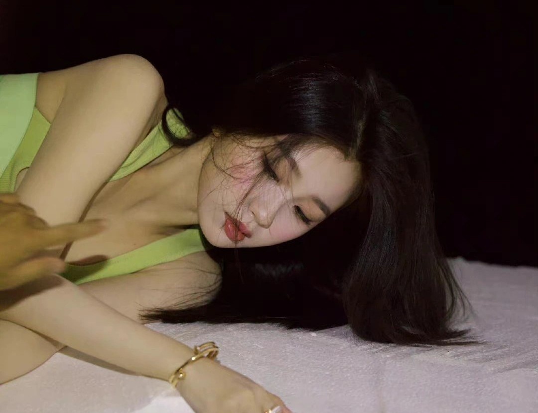 ngu thư hân gợi cảm ảnh 7 ngu thu han goi cam anh 7