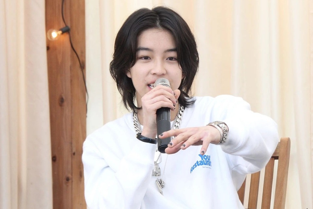 Nganh giai tri Nhat Ban chan dong vi nam ca si qua doi o tuoi 19 hinh anh