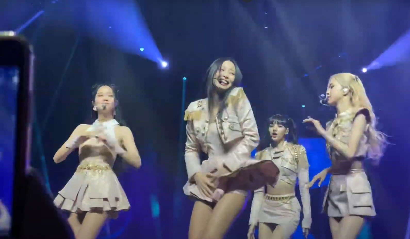 BlackPink mặc hở  ảnh 11 BlackPink mac ho anh 11
