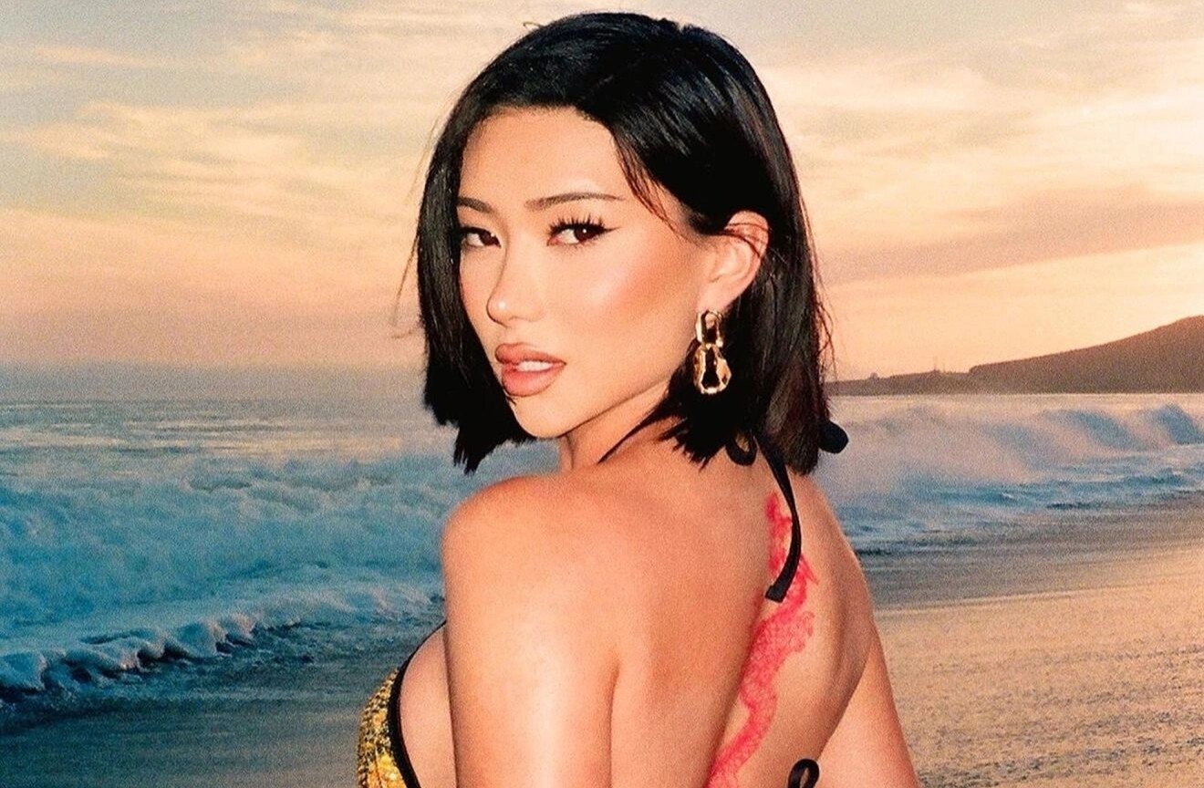 Nu nguoi mau goc Viet dieu tri suc khoe tam than sau vu bi bat giam hinh anh