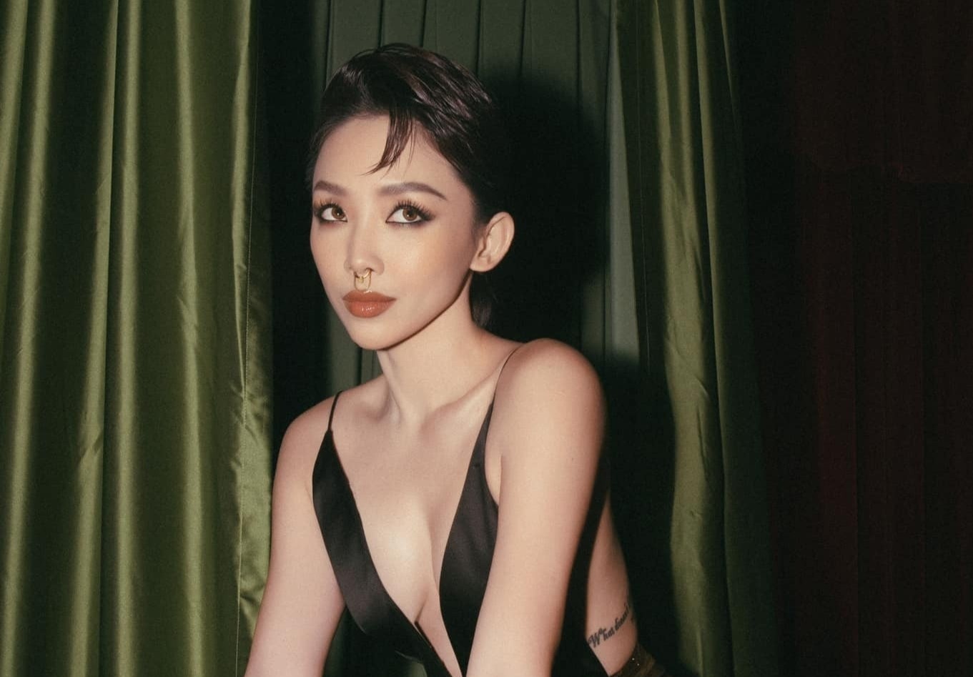 Ca si Viet canh tranh hinh anh