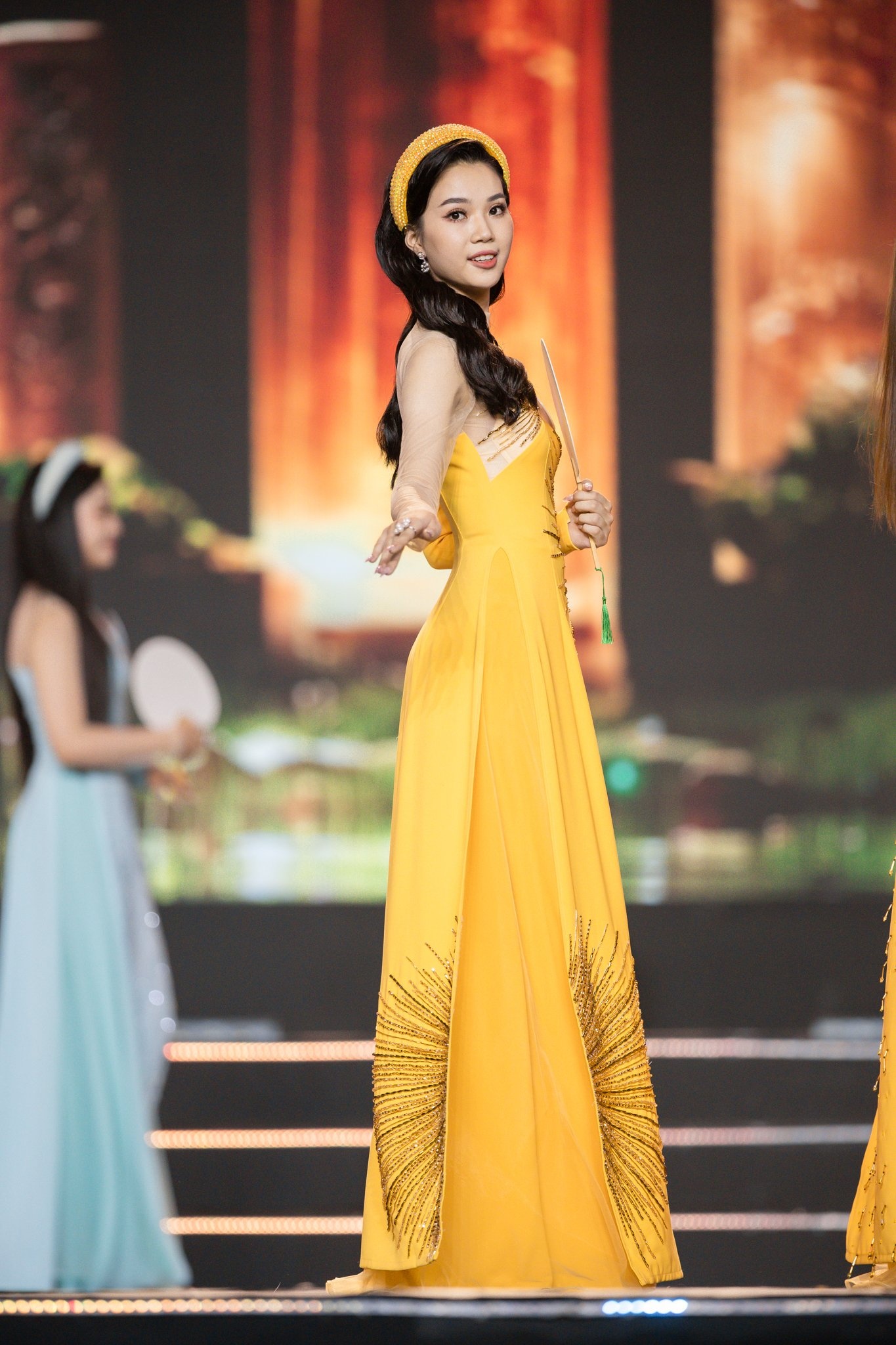 Hoa hau Viet Nam anh 14