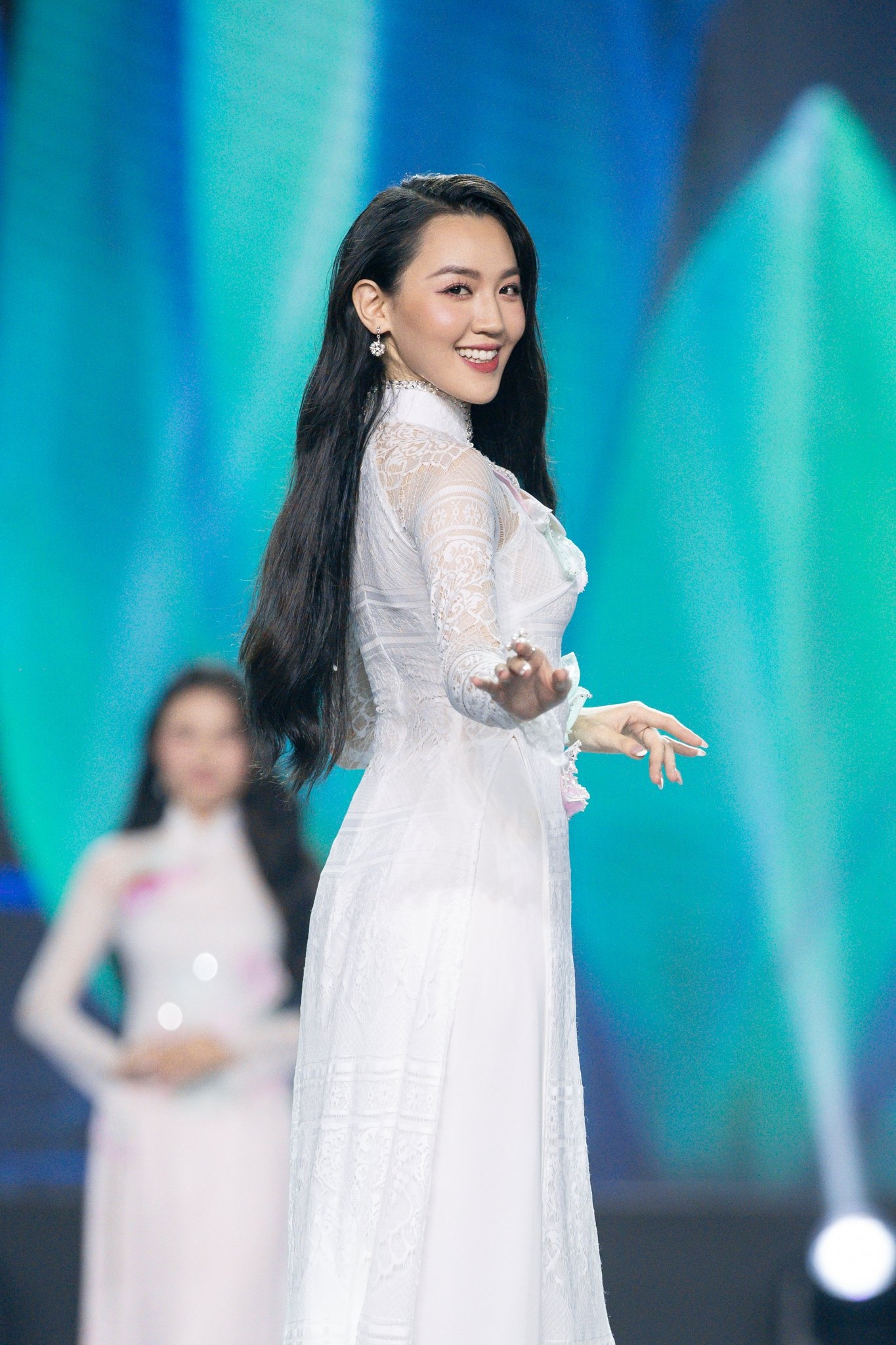 Hoa hau Viet Nam anh 15