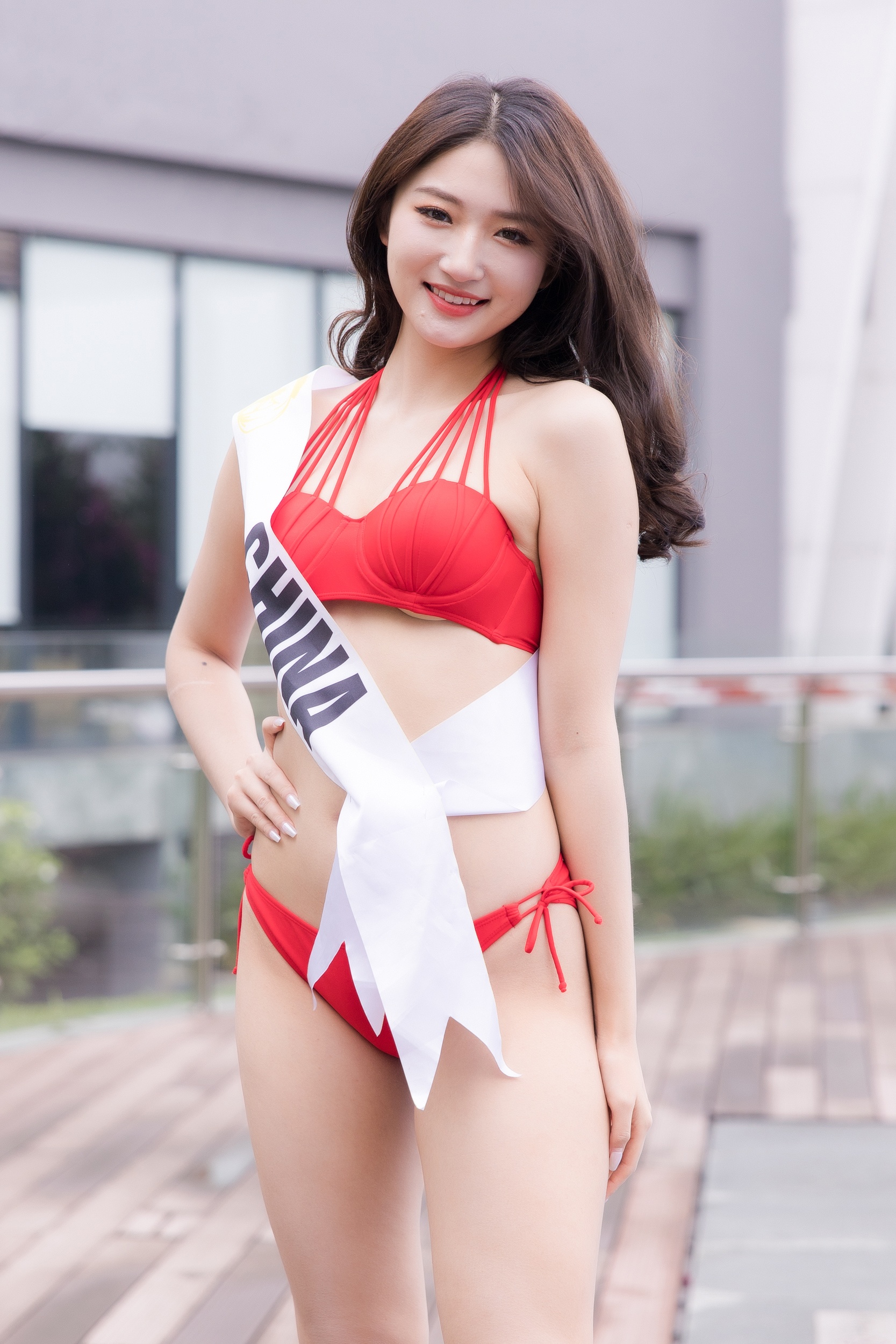 Hoa hau Du lich anh 9