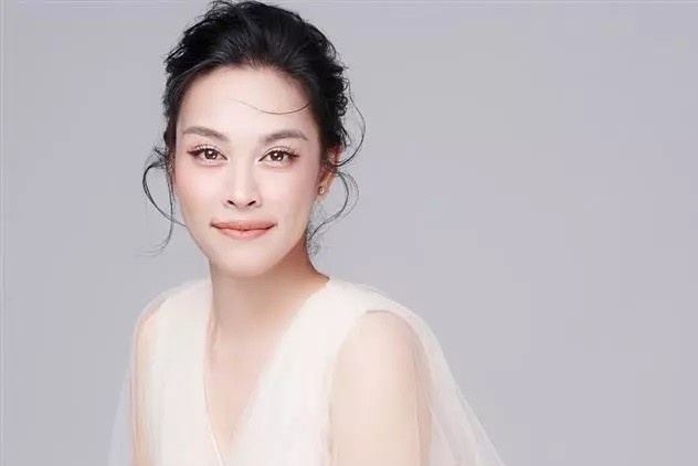 Nhac si Huy Tuan len tieng vu O Sen 'hat Tuy am chua xin phep' hinh anh