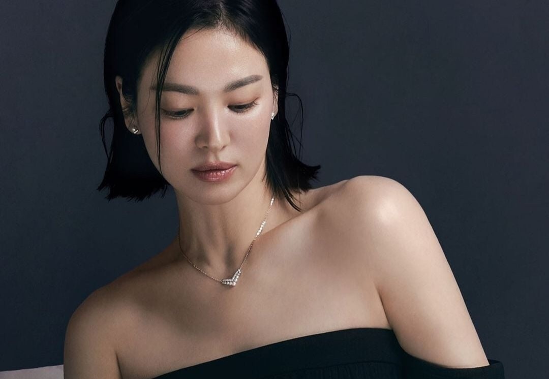 Dong thai bat thuong cua Song Hye Kyo hinh anh