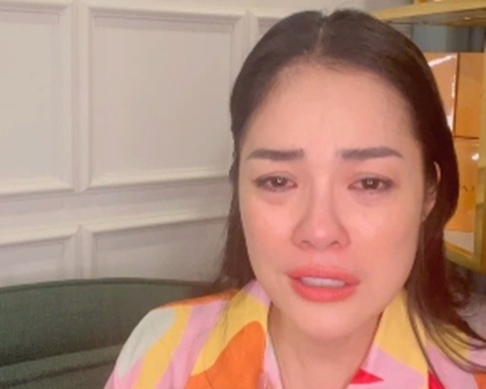 Duong Cam Lynh bi huy vai dien vi no 6 ty dong hinh anh