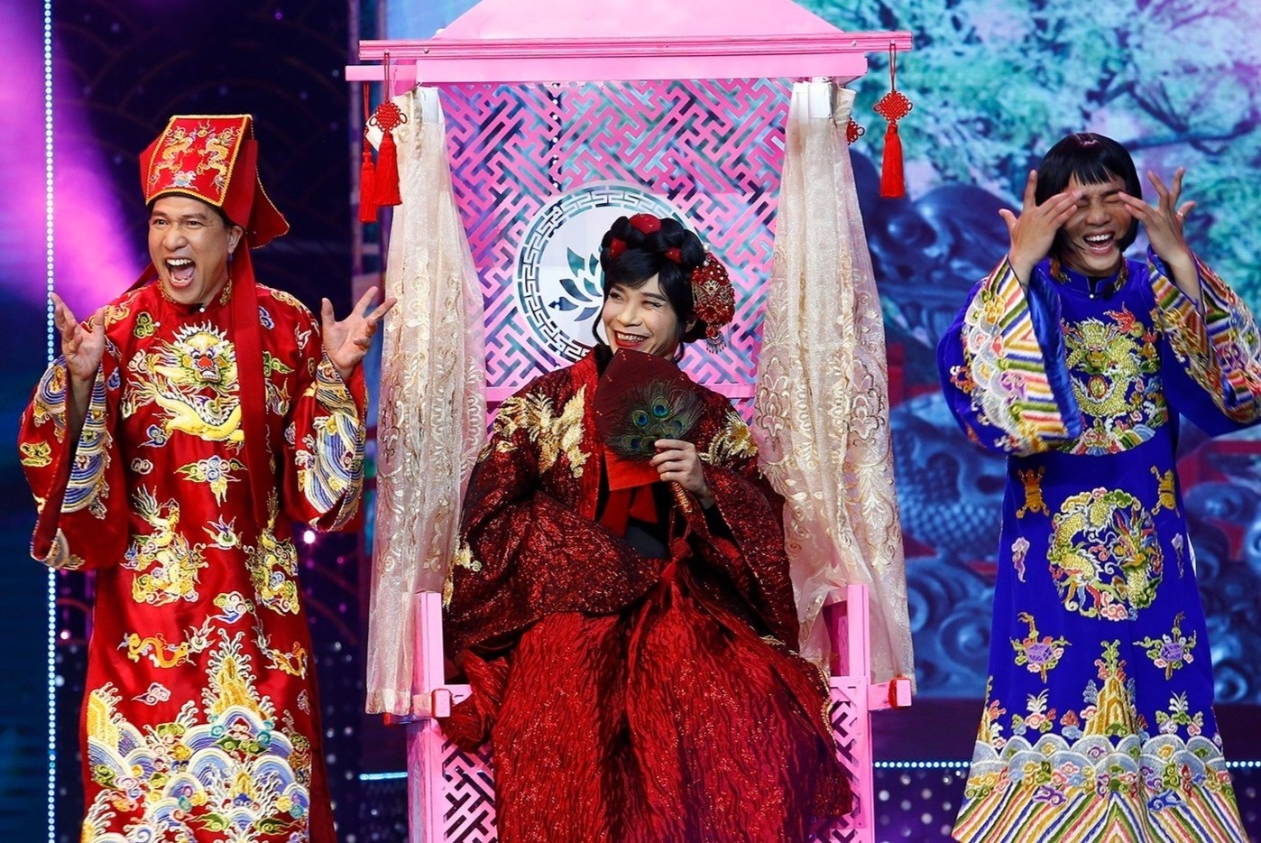 Khan gia xuc dong khi Cong Ly tro lai Tao Quan hinh anh