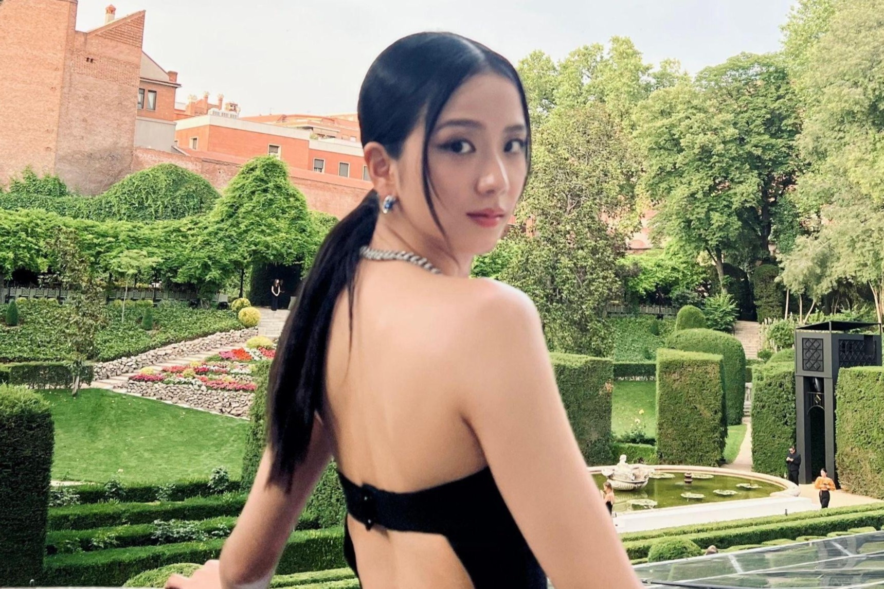 Tai san cua Jisoo (BlackPink) hinh anh