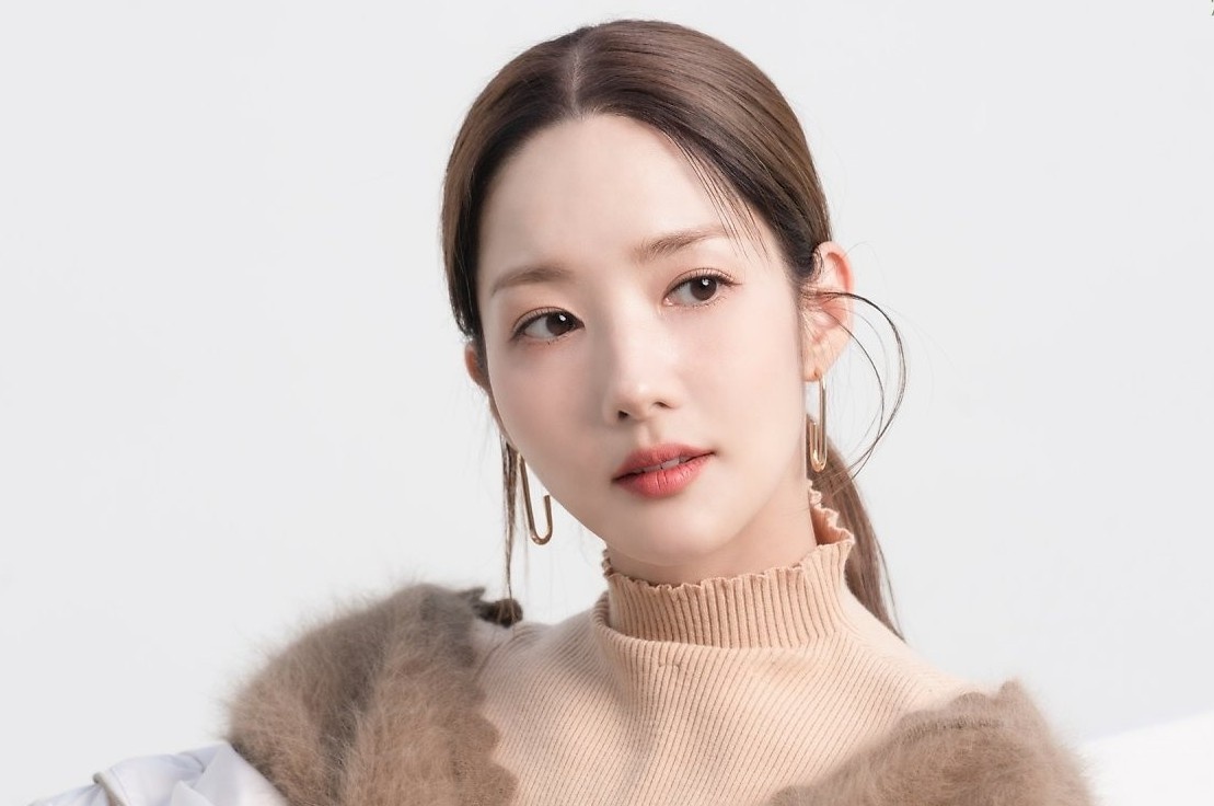 Park Min Young gap khung hoang hinh anh