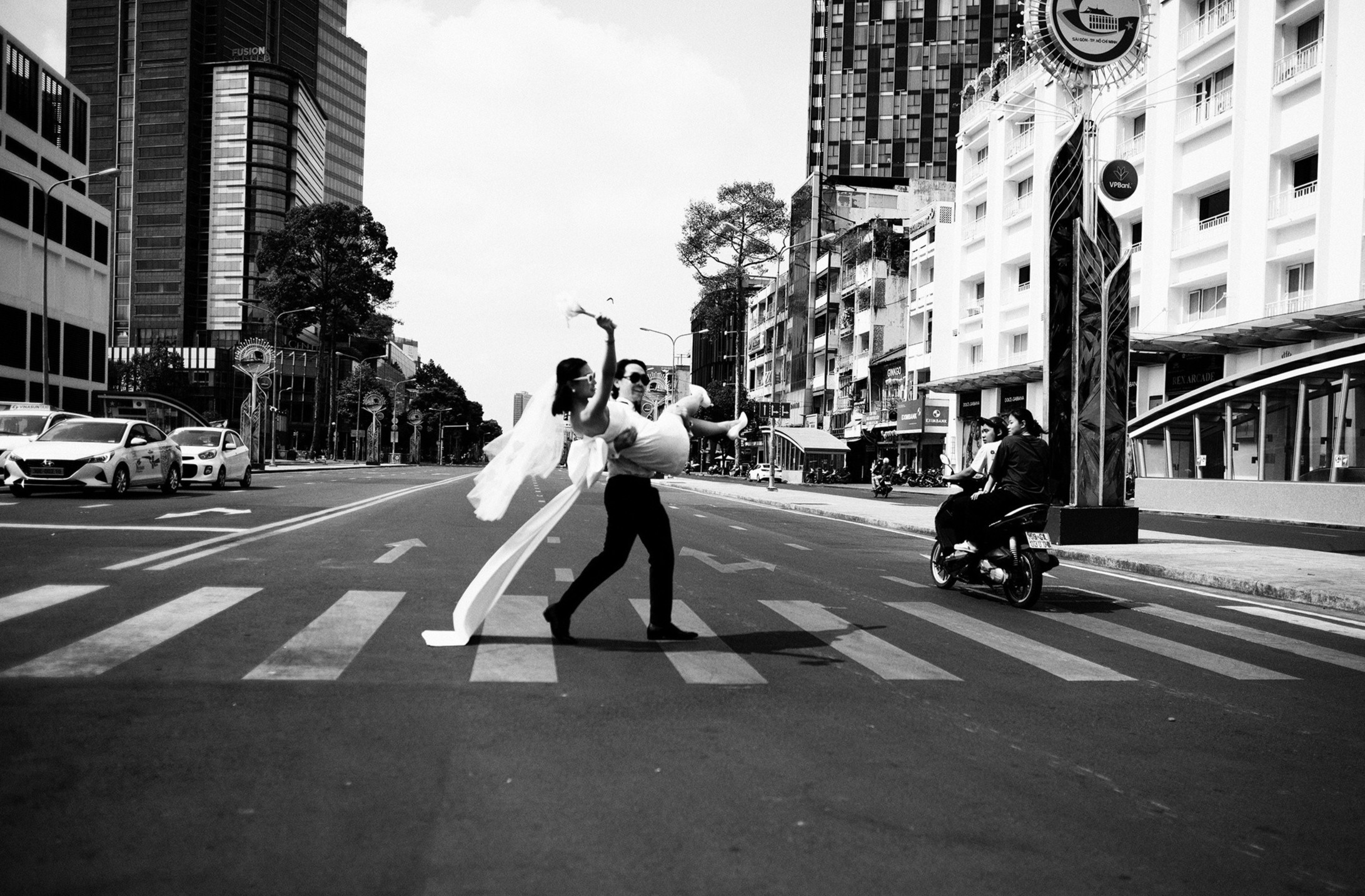 Kathy Uyen ket hon anh 13